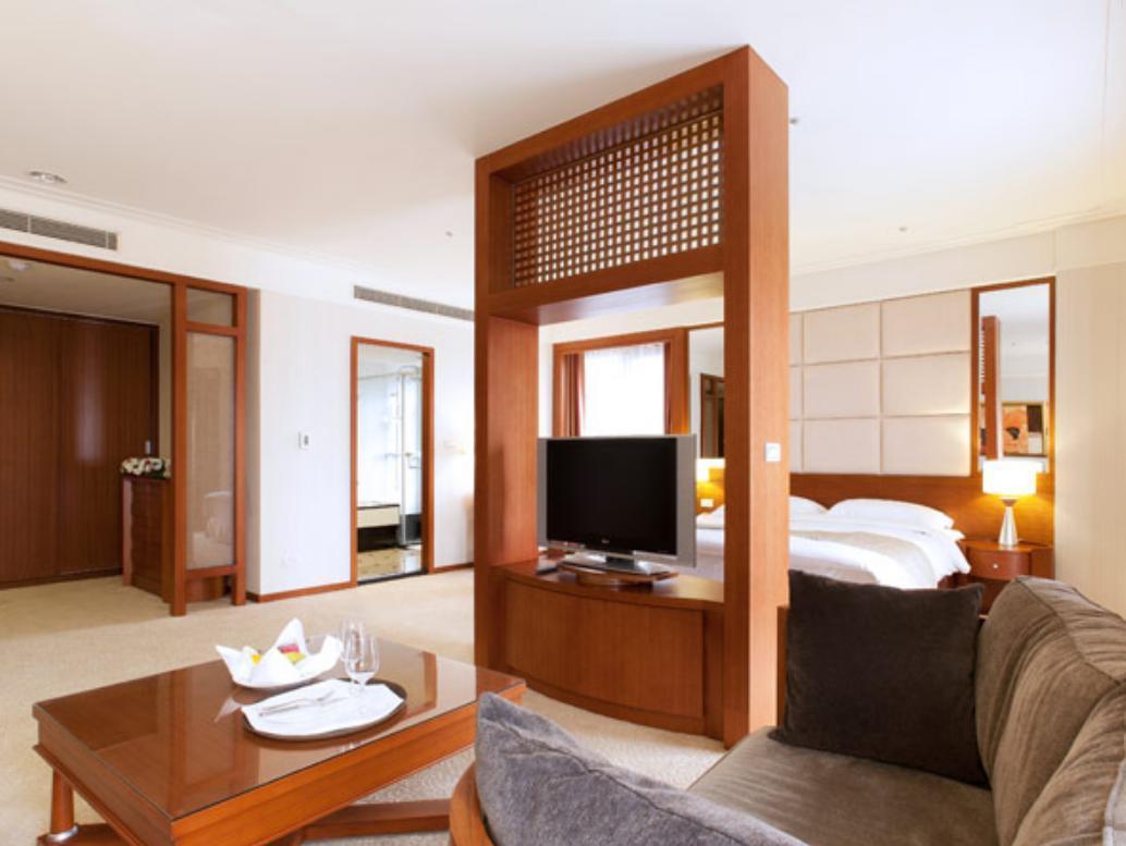 Fullon Hotel Taoyuan Buitenkant foto