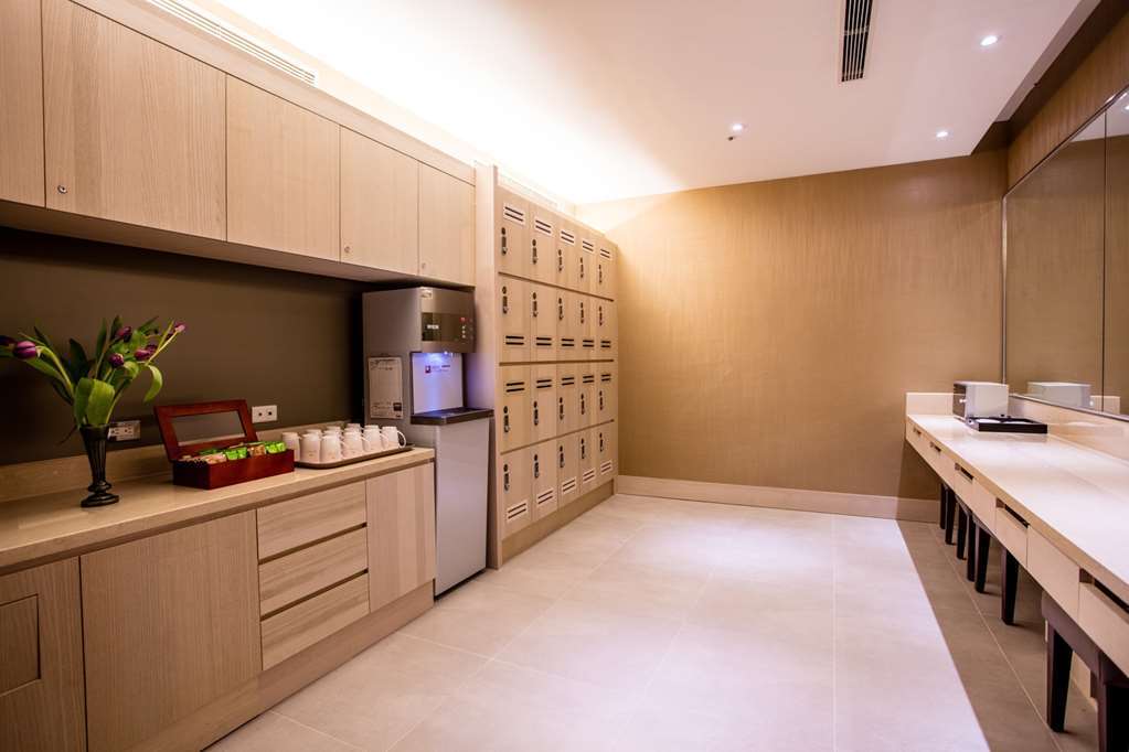 Fullon Hotel Taoyuan Buitenkant foto